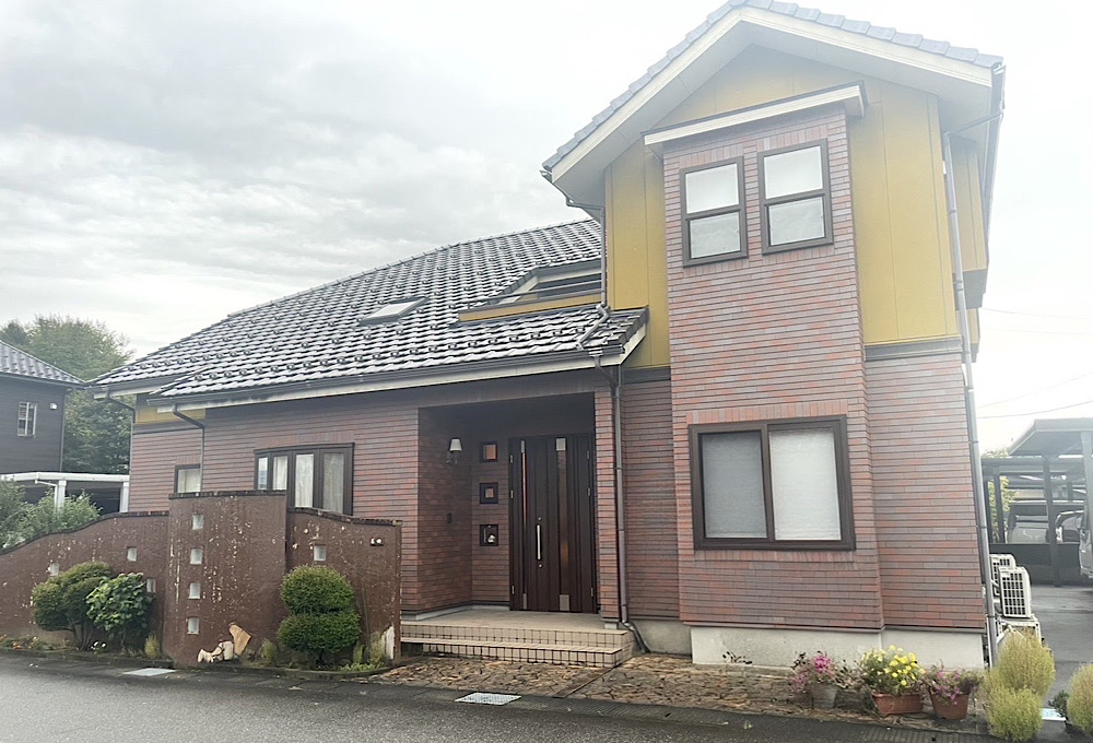 外壁塗装 富山県富山市
タイル塗装 リシン クリア塗装 水性シリコン塗料