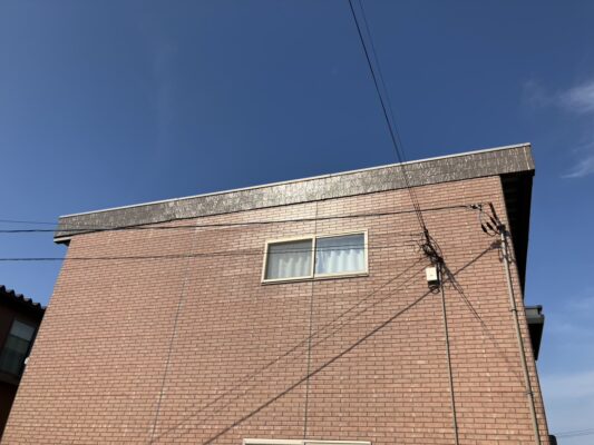 西日で劣化してしまった破風板の塗装　富山県富山市