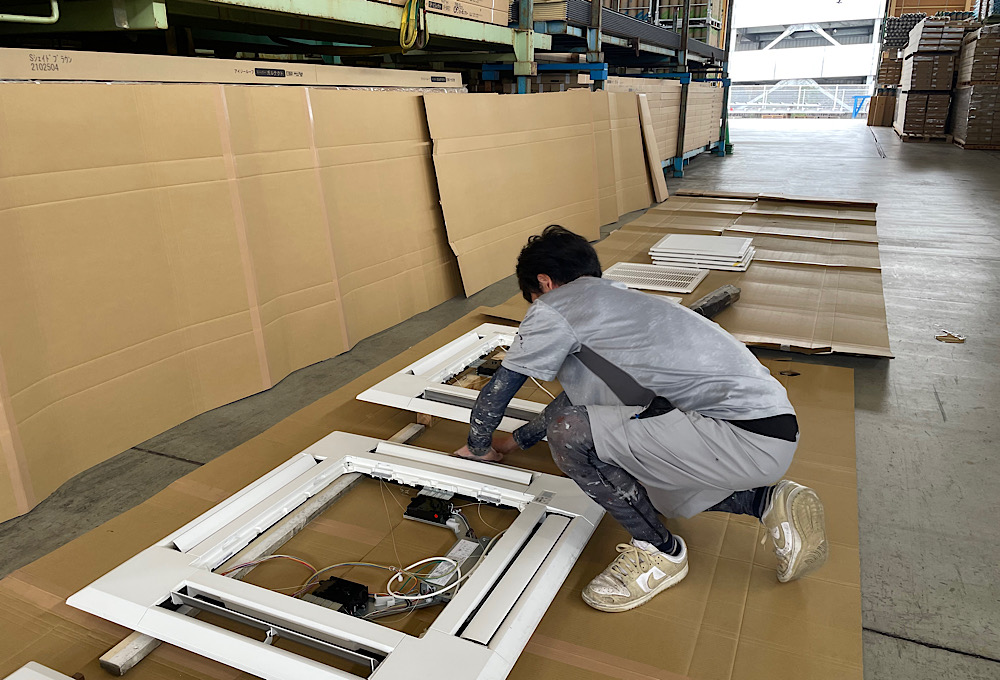 プラスチック塗装　下処理　研磨