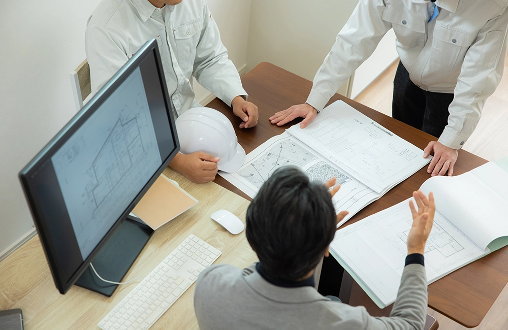 工事の進捗状況、細かい配色の確認は怠りません。